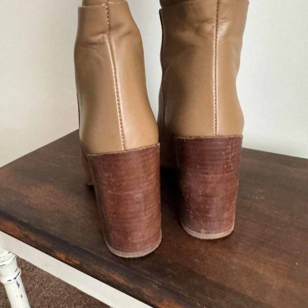 ZARA Knee High Leather Boot Size 39 / US 8 Pointed - Picture 6 of 8